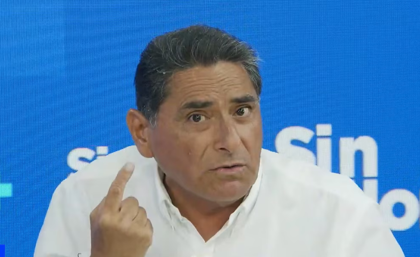 carlos-alvarez